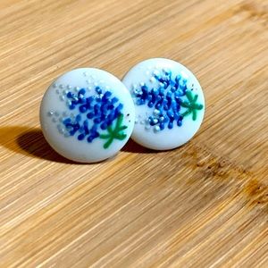 Bluebonnet post earrings